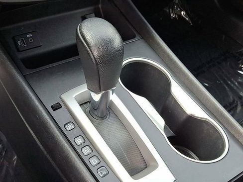 Used 2017 Nissan Altima 2.5 SR image 18