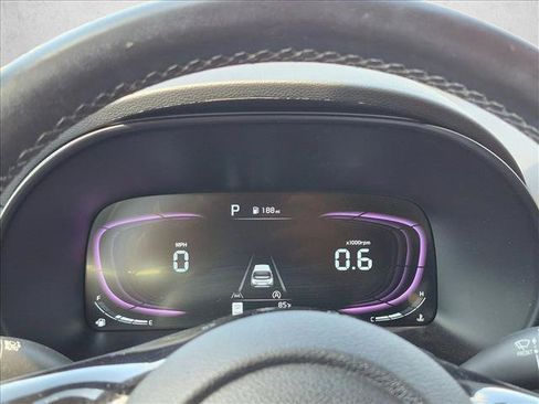 Used 2025 Kia Soul EX FWD image 9