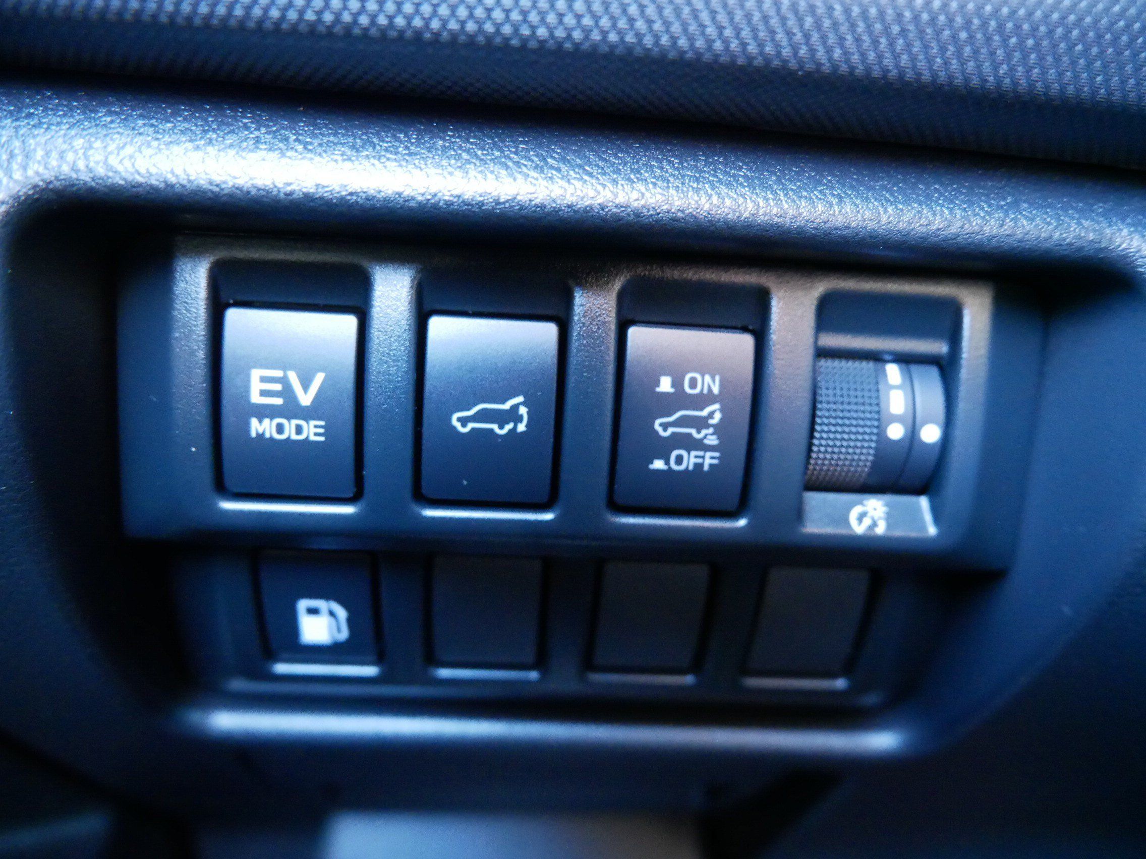 Used 2025 Subaru Forester Limited AWD/4WD image 29