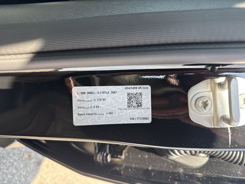 New 2026 Jeep Cherokee Limited AWD/4WD image 32