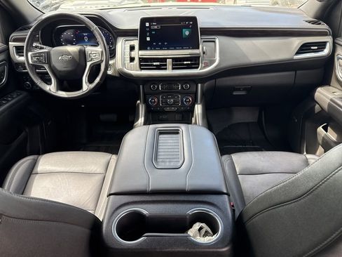 Used 2022 Chevrolet Tahoe Z71 w/ Luxury Package image 11