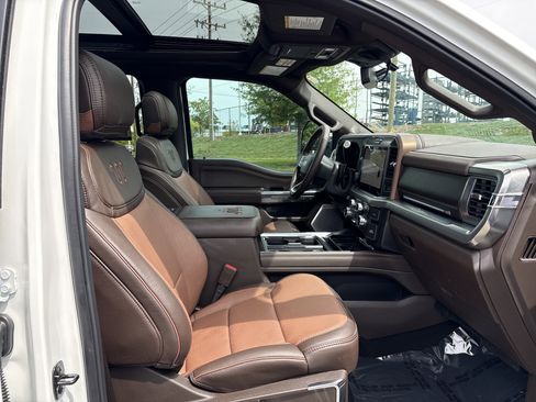 Used 2025 Ford F250 King Ranch w/ Chrome Package AWD/4WD image 24
