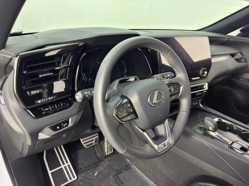 Used 2024 Lexus RX 500h F Sport w/ Convenience Package image 14