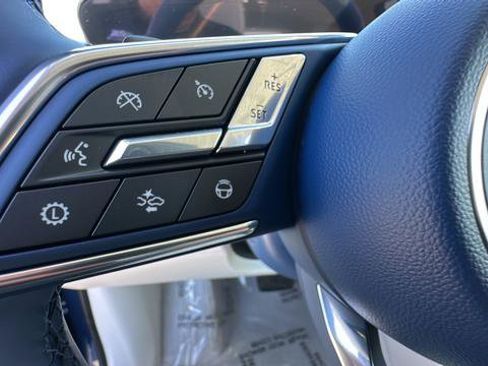 New 2026 Buick Enclave Avenir image 22