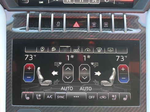 Used 2019 Lamborghini Urus image 16