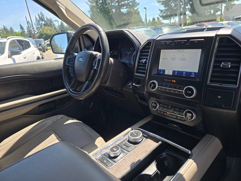 Used 2021 Ford Expedition Max Limited AWD/4WD image 10