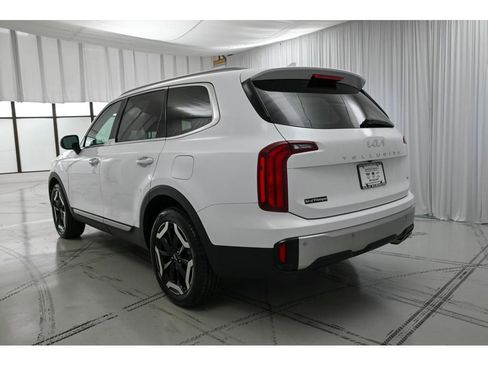 Certified 2023 Kia Telluride S AWD/4WD image 5