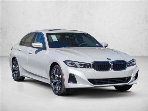 New 2026 BMW 330i xDrive Sedan w/ Premium Package image 6