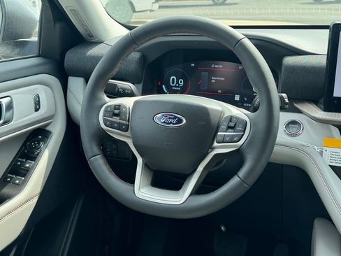 New 2026 Ford Explorer Active w/ Active Comfort Package AWD/4WD image 22
