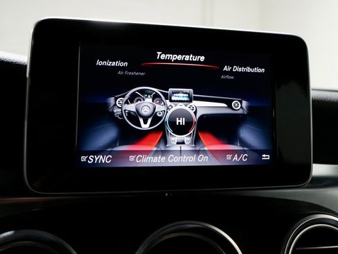 Used 2018 Mercedes-Benz GLC 300 4MATIC Coupe image 18