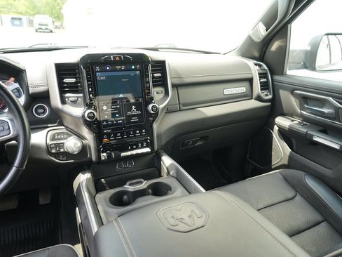 Used 2023 RAM 1500 Laramie AWD/4WD image 21