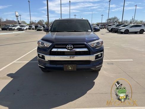 Used 2022 Toyota 4Runner Limited AWD/4WD image 2