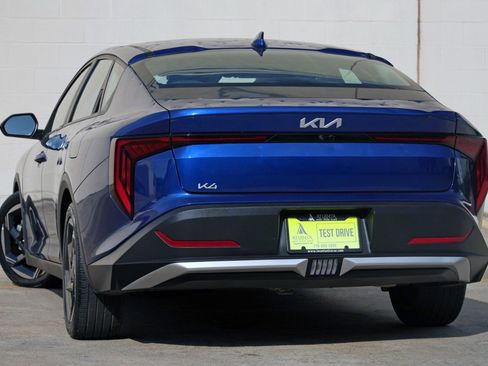 Used 2025 Kia K4 EX FWD image 5