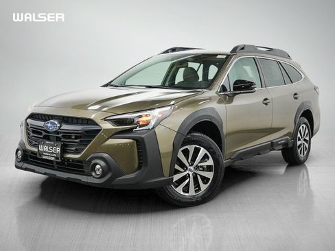 Used 2024 Subaru Outback Premium AWD/4WD image 1