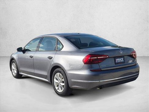 Used 2018 Volkswagen Passat 2.0T S FWD image 8