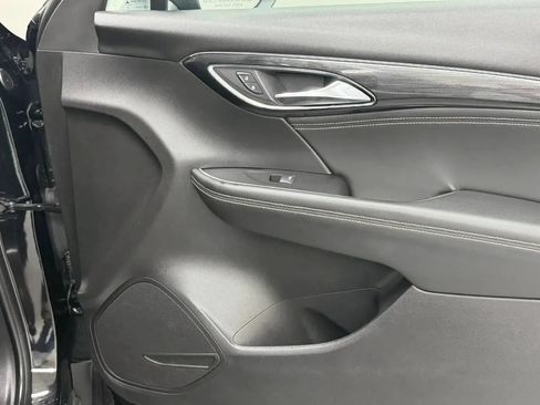 Used 2023 Buick Envision Essence FWD image 18