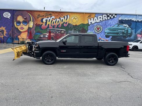 Used 2017 Chevrolet Silverado 1500 LTZ Z71 w/ LTZ Plus Package AWD/4WD image 2