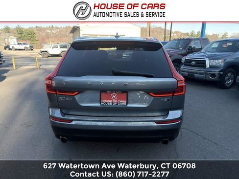Used 2018 Volvo XC60 T5 Momentum w/ Vision Package AWD/4WD image 6