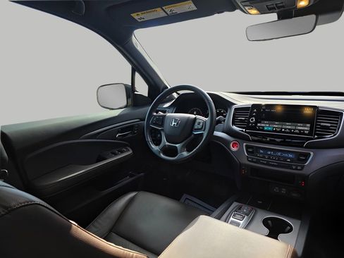 Used 2024 Honda Ridgeline RTL image 9