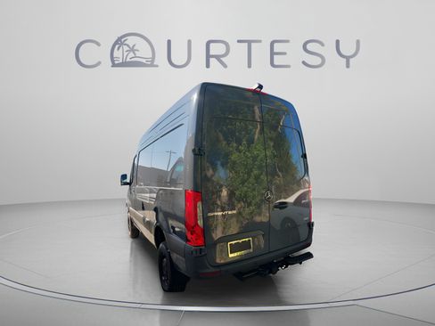Used 2026 Mercedes-Benz Sprinter 2500 image 2