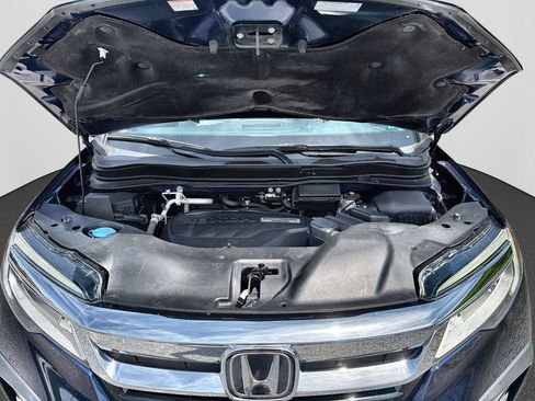 Used 2019 Honda Pilot Touring image 42