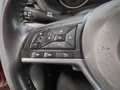 Used 2021 Nissan Sentra SV image 24