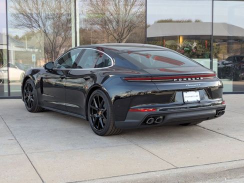 New 2026 Porsche Panamera 4 image 3