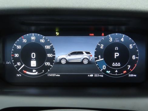 Used 2024 Land Rover Discovery Sport S image 32