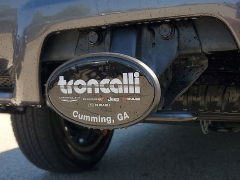 Used 2023 Toyota 4Runner Limited AWD/4WD image 9