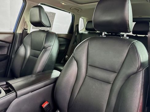 Used 2021 Nissan Rogue SL w/ Premium Package image 38