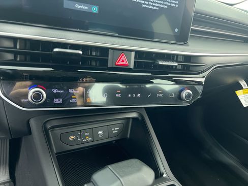 New 2026 Kia K5 LXS image 24