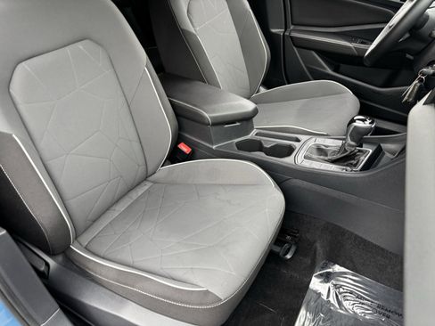Used 2025 Volkswagen Jetta Sport image 8