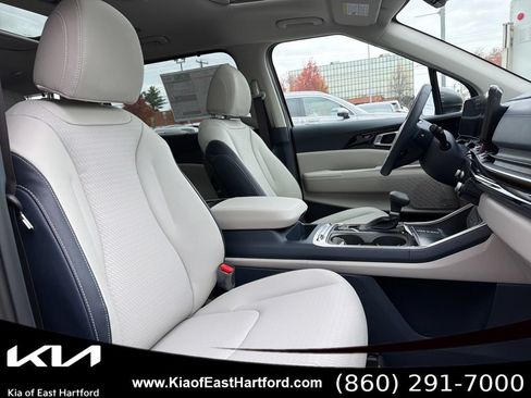 New 2026 Kia Carnival SX Prestige FWD image 15