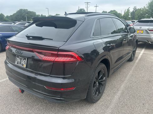 Used 2019 Audi Q8 Premium Plus w/ Premium Plus AWD/4WD image 3