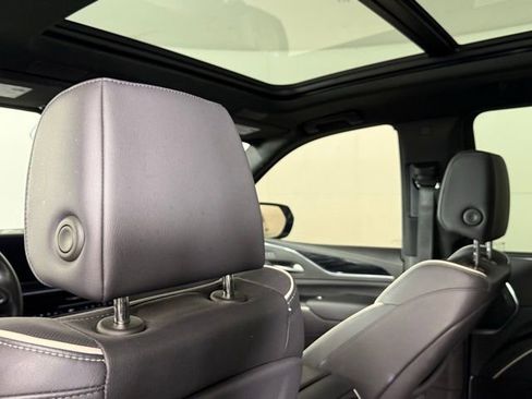 Used 2024 Cadillac Escalade ESV Sport w/ Heavy-Duty Trailer Package image 26