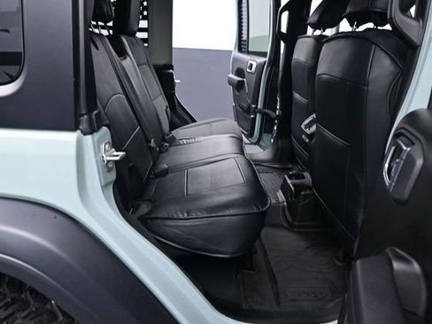 Used 2024 Jeep Wrangler Unlimited Sport AWD/4WD image 15