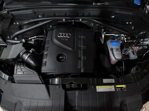 Used 2016 Audi Q5 2.0T Premium Plus w/ Technology Package image 26