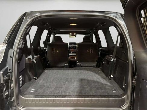 Used 2023 Lexus GX 460 Premium AWD/4WD image 34