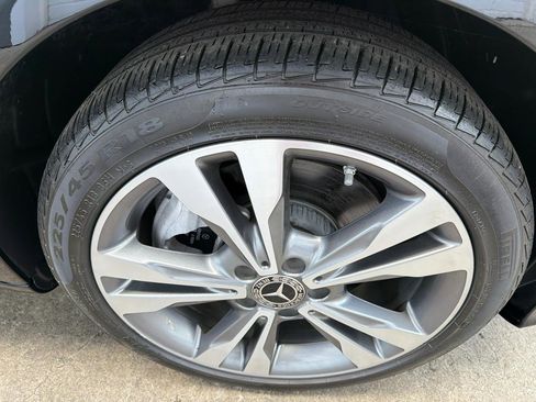 Used 2021 Mercedes-Benz C 300 4MATIC Sedan image 22