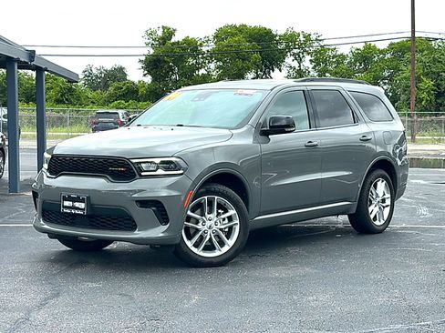 Used 2024 Dodge Durango GT AWD/4WD image 2