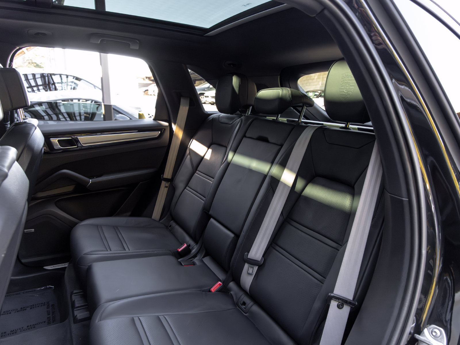 Used 2023 Porsche Cayenne S Platinum AWD/4WD image 47