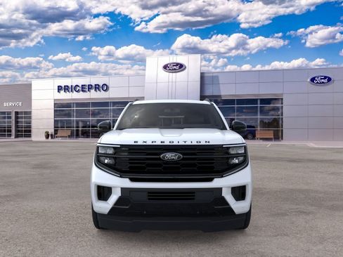 New 2026 Ford Expedition Platinum w/ Stealth Appearance Package AWD/4WD image 6