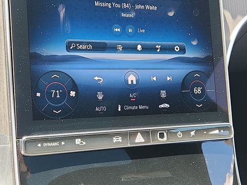 Used 2025 Mercedes-Benz C 300 4MATIC Sedan image 17
