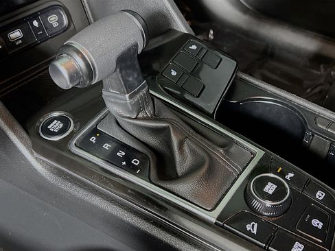 Used 2023 Kia Sportage EX image 24