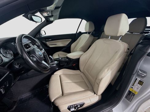 Used 2016 BMW M235i Convertible RWD image 18