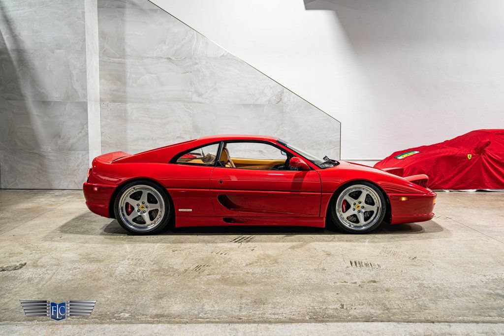 Used 1995 Ferrari F355 Berlinetta RWD image 4