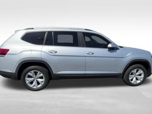 Used 2019 Volkswagen Atlas SE w/ Towing Package AWD/4WD image 10