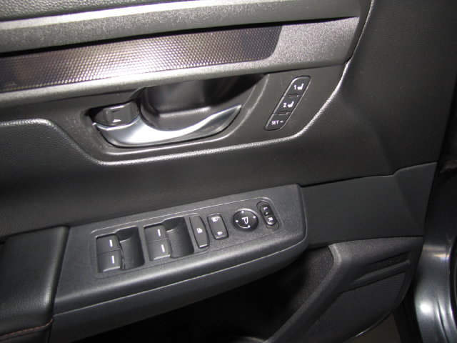Used 2025 Honda CR-V Sport-L image 34