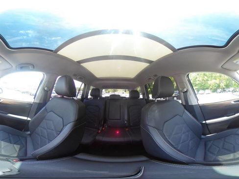 Used 2026 Volkswagen Atlas SE FWD image 40