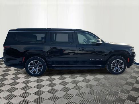 Used 2024 Jeep Wagoneer L Series II w/ Flexible Seating Group image 6